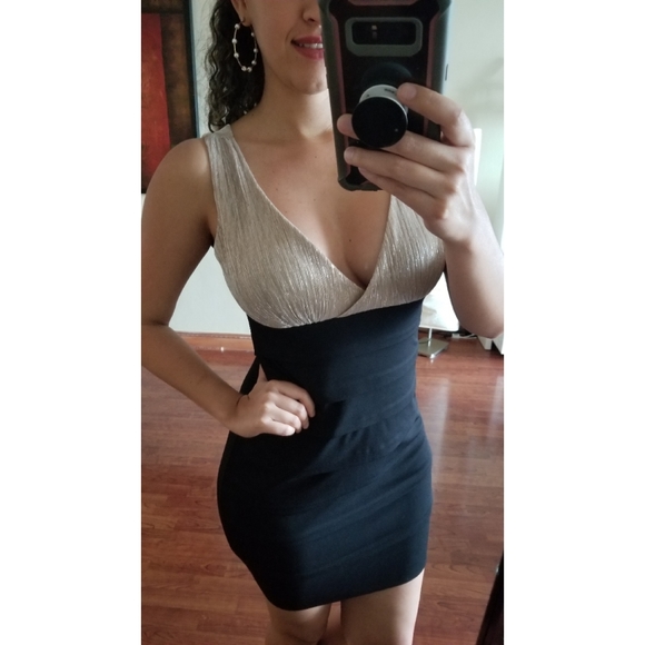 ENFOCUS  PETITE Dresses & Skirts - Black and champagne classy dress